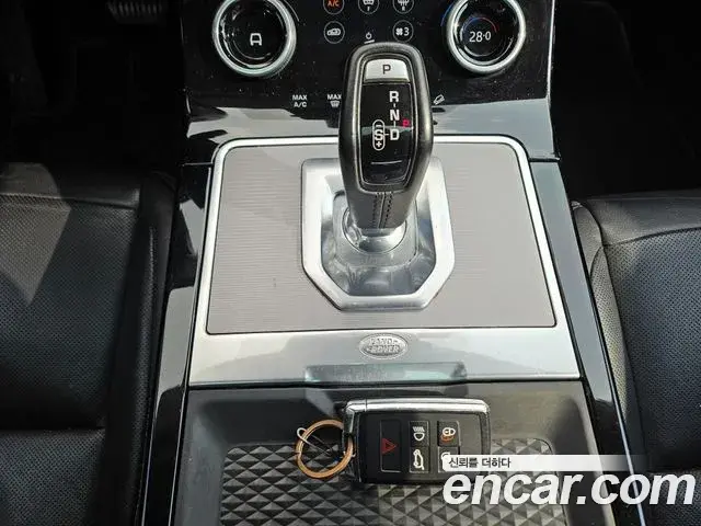 Land Rover Range Rover Evoque 2020 — ფოტო 11/20
