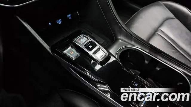 Hyundai Sonata Hybrid 2019 — ფოტო 14/20