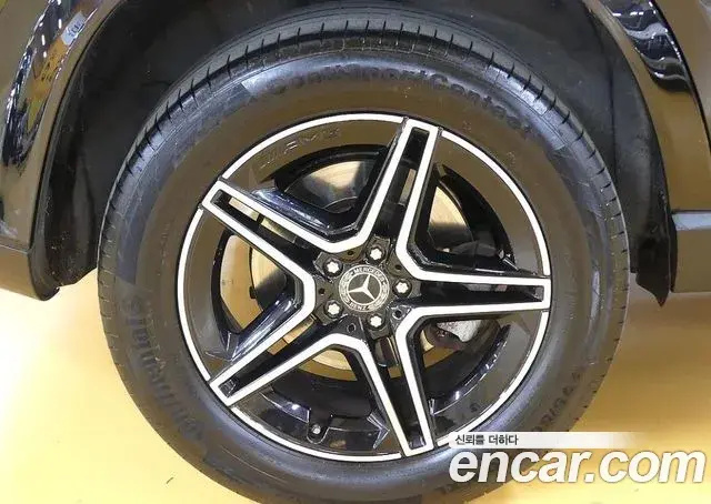 Mercedes-Benz GLE-Class 2020 — Şəkil 12/20