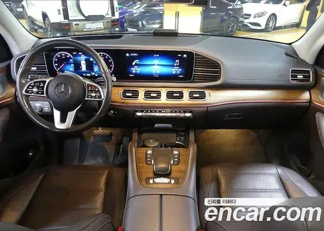 Mercedes-Benz GLE-Class 2020 — Şəkil 6/20