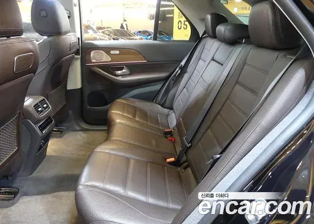 Mercedes-Benz GLE-Class 2020 — Şəkil 15/20