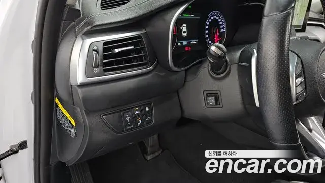 Genesis G70 2018 — Photo 19/20