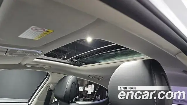 Genesis G70 2018 — Photo 12/20