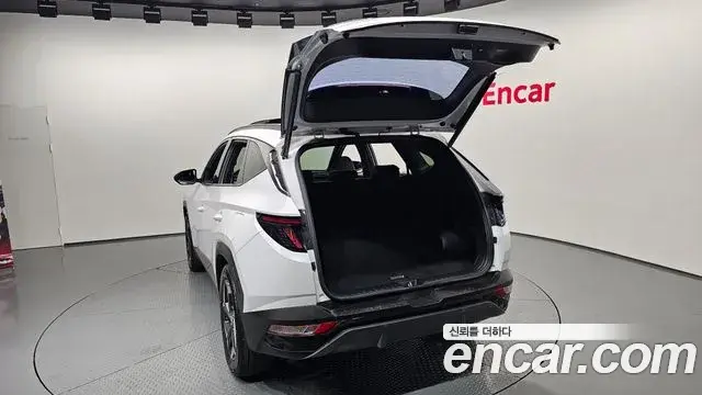Hyundai Tucson Hybrid 2022 — Şəkil 18/20