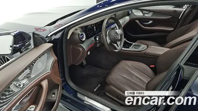 Mercedes-Benz CLS-Class 2021 — Фото 10/20