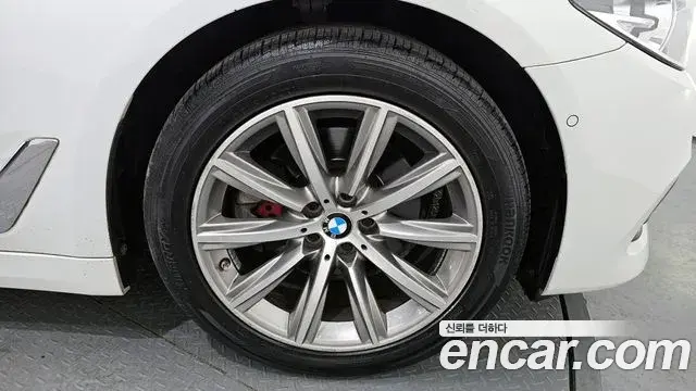 BMW 5 Series 2019 — Şəkil 3/20