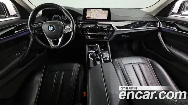 BMW 5 Series 2019 — Şəkil 18/20