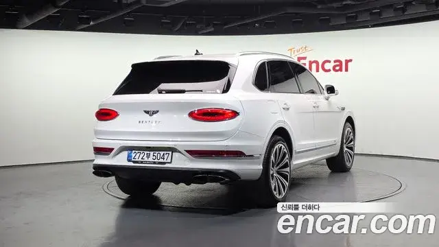 Bentley Bentayga 2022 — Şəkil 4/20