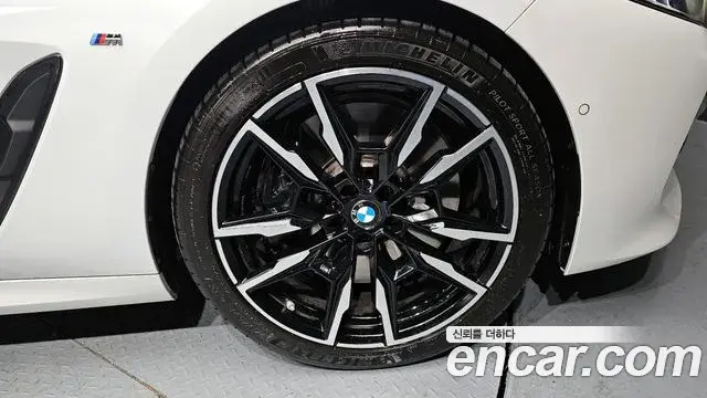 BMW 8 Series 2025 — ფოტო 2/20