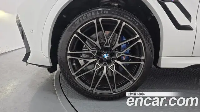 BMW X6M 2022 — Photo 6/20