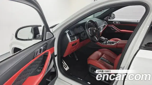 BMW X6M 2022 — Photo 19/20