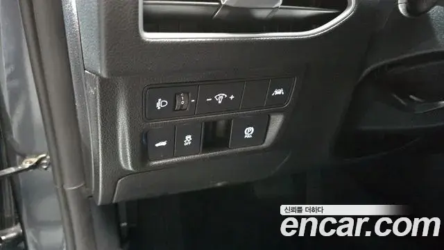 Hyundai Sonata Hybrid 2020 — Photo 6/20