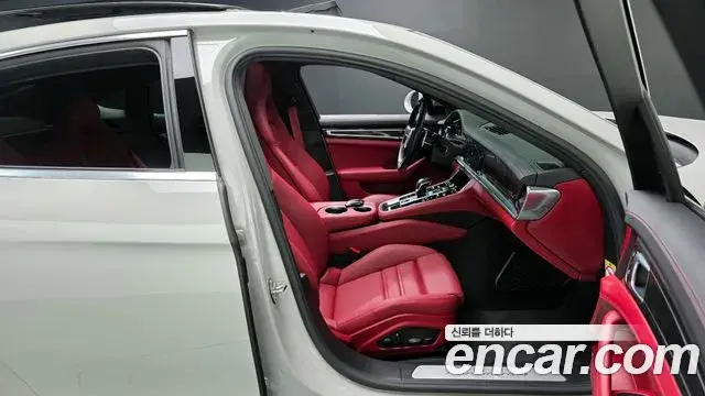 Porsche Panamera 2022 — Photo 13/20