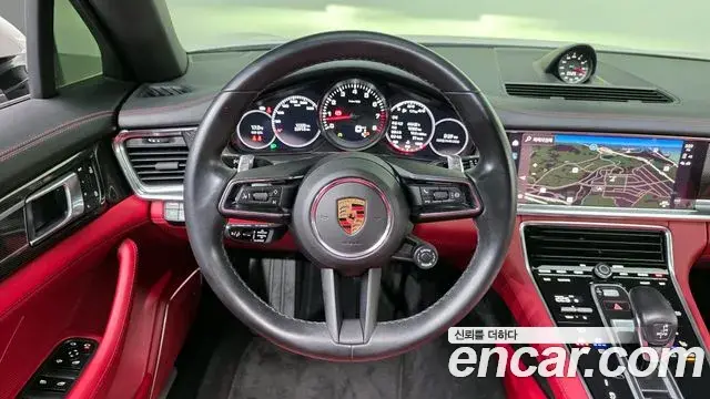 Porsche Panamera 2022 — Photo 2/20