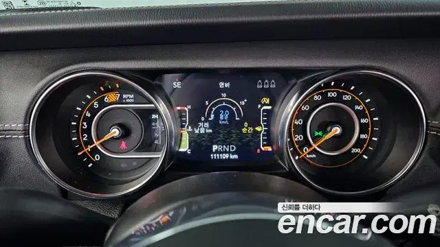 Jeep Wrangler 2022 — Photo 6/20
