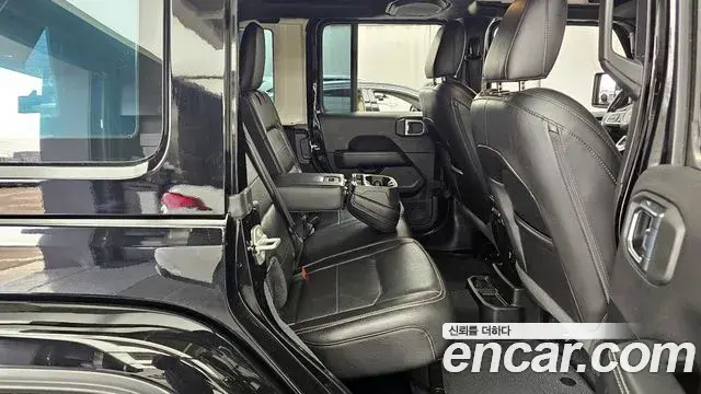 Jeep Wrangler 2022 — Photo 5/20