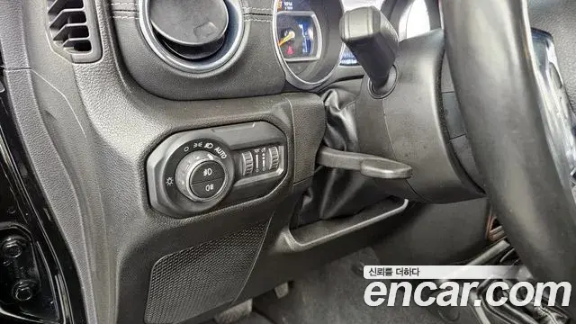 Jeep Wrangler 2022 — Photo 7/20