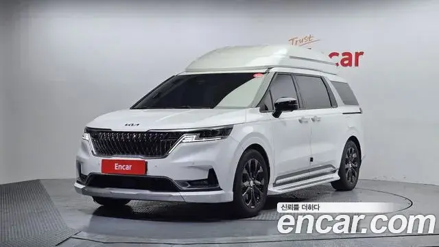 Kia Carnival 2021 — ფოტო 3/20