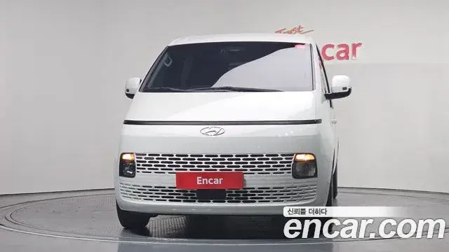 Hyundai Staria 2022 — Фото 3/20