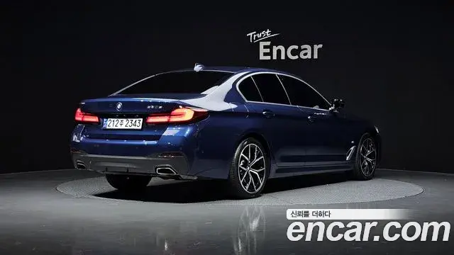 BMW 5 Series 2021 — Photo 6/20