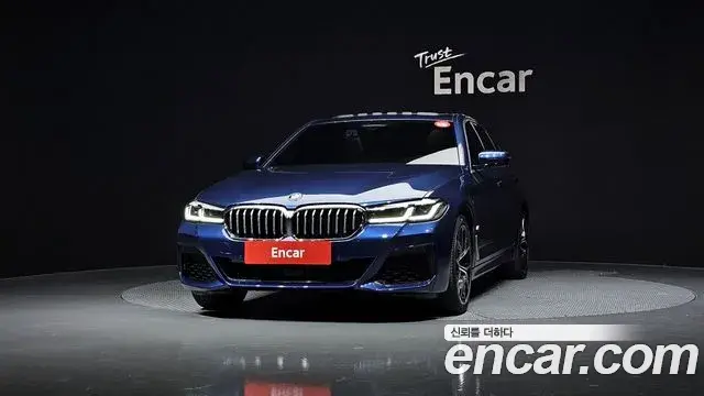 BMW 5 Series 2021 — Photo 11/20