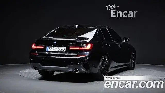 BMW 3 Series 2020 — Şəkil 8/20
