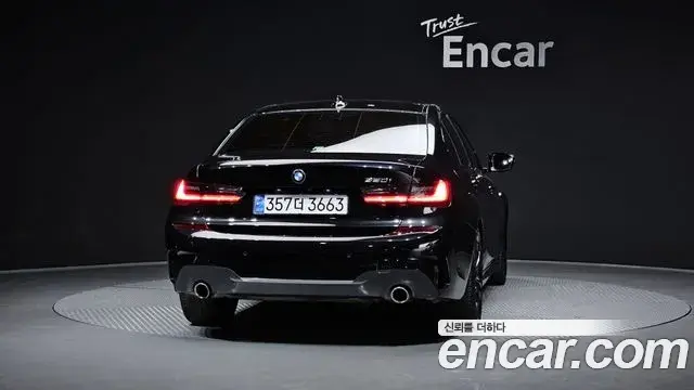 BMW 3 Series 2020 — Şəkil 13/20