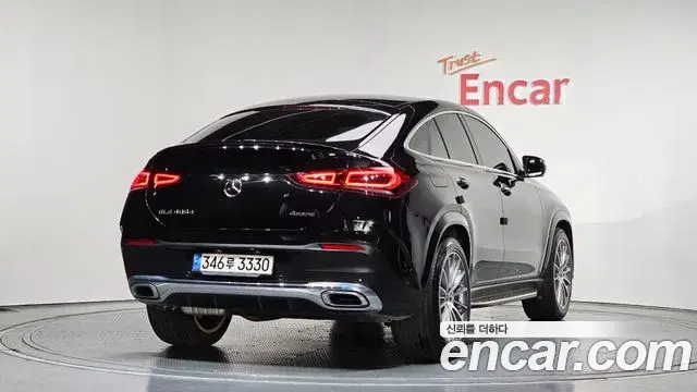 Mercedes-Benz GLE-Class 2023 — Photo 7/20