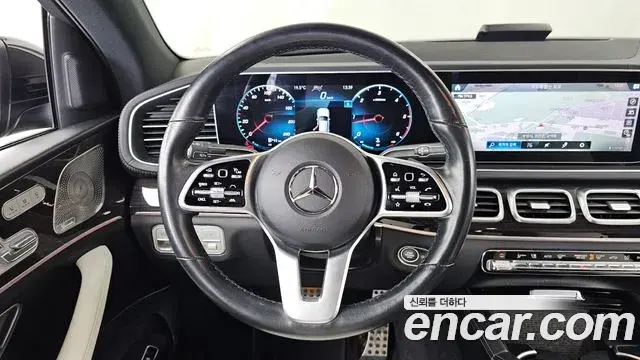 Mercedes-Benz GLE-Class 2023 — Photo 1/20