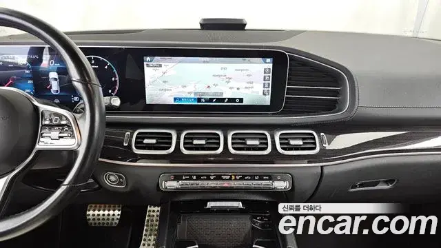 Mercedes-Benz GLE-Class 2023 — Photo 20/20