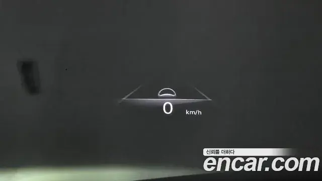 Genesis GV70 2021 — ფოტო 17/20
