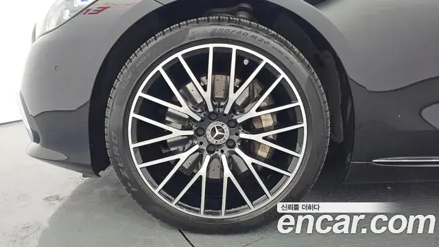 Mercedes-Benz S-Class 2022 — Photo 3/20