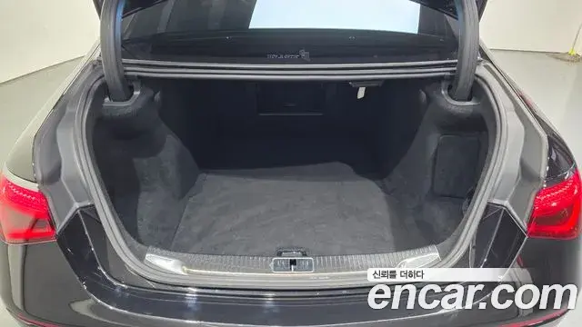 Mercedes-Benz S-Class 2022 — Photo 4/20