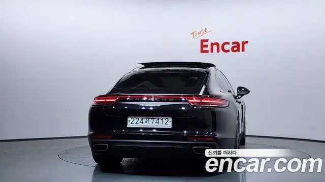 Porsche Panamera 2019 — Фото 4/20