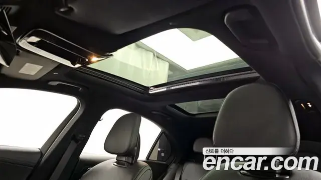 Mercedes-Benz C-Class 2022 — Şəkil 7/20