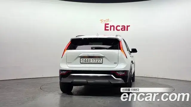 Kia Niro 2025 — ფოტო 20/20