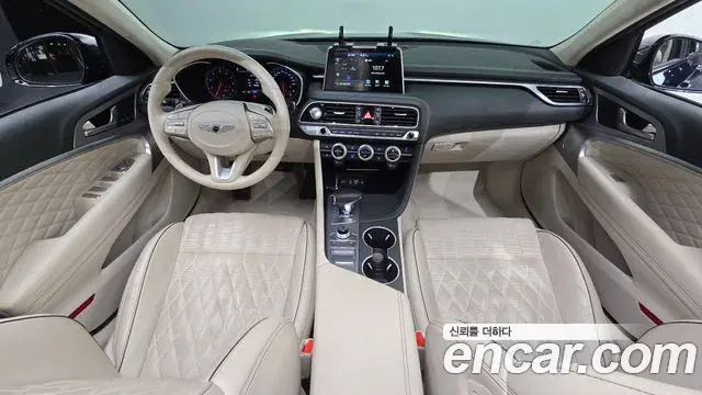 Genesis G70 2019 — Photo 2/20