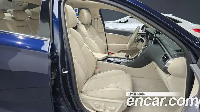 Genesis G70 2019 — Photo 1/20