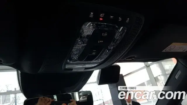 Mercedes-Benz GLE-Class 2025 — ფოტო 14/17