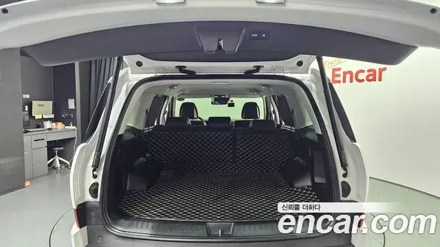 Hyundai Santa Fe 2024 — ფოტო 2/20