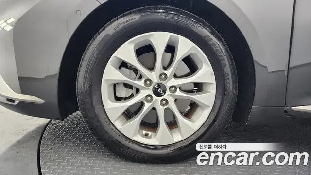 Kia K8 2022 — ფოტო 13/20