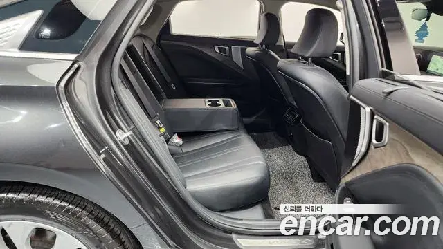 Kia K8 2022 — ფოტო 17/20