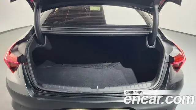 Kia K8 2022 — ფოტო 14/20