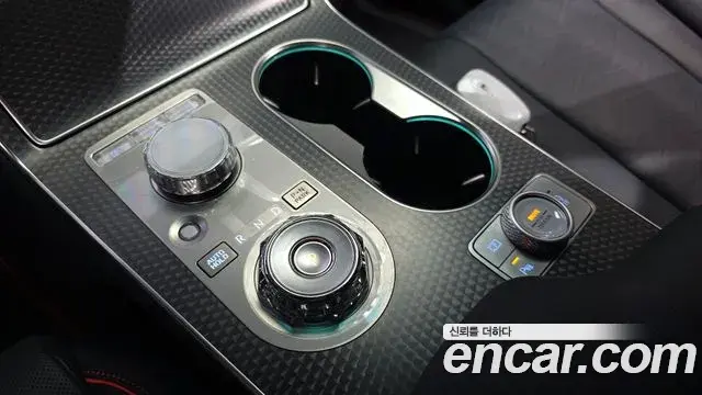 Genesis GV80 Coupe 2024 — Photo 13/20