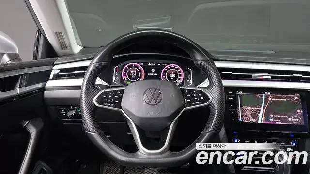 Volkswagen Arteon 2023 — ფოტო 15/20