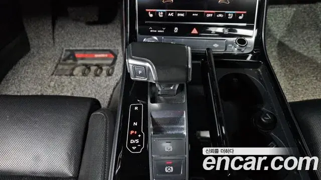 Audi A8 2020 — ფოტო 9/20