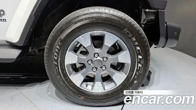 Jeep Wrangler 2021 — Photo 5/20