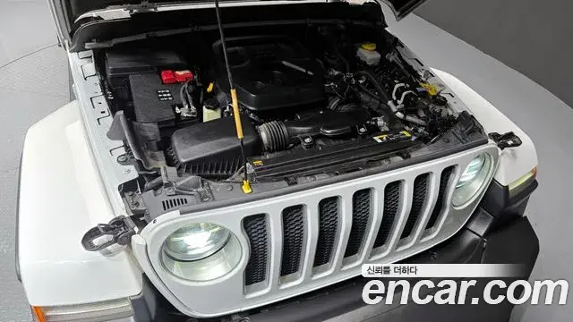 Jeep Wrangler 2021 — Photo 18/20