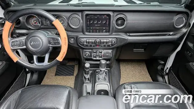 Jeep Wrangler 2021 — Photo 14/20