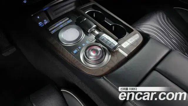 Genesis G80 2021 — ფოტო 15/20